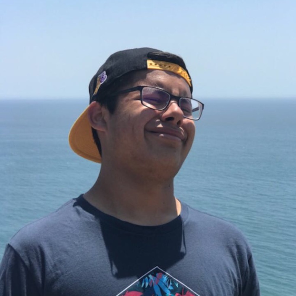 Meet your Posher, Akira